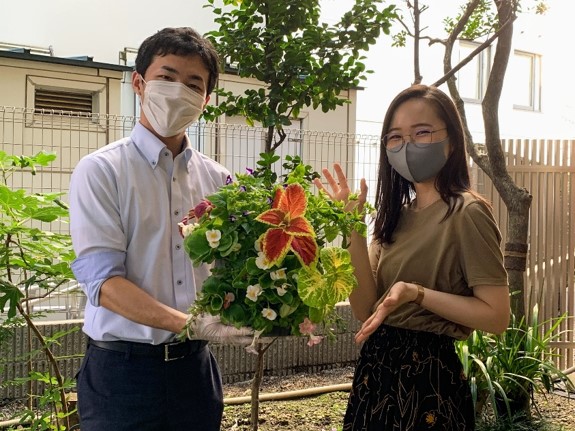 令和２年度 第１回 ハンギングバスケット植え替えを実施 名駅南地区まちづくり協議会